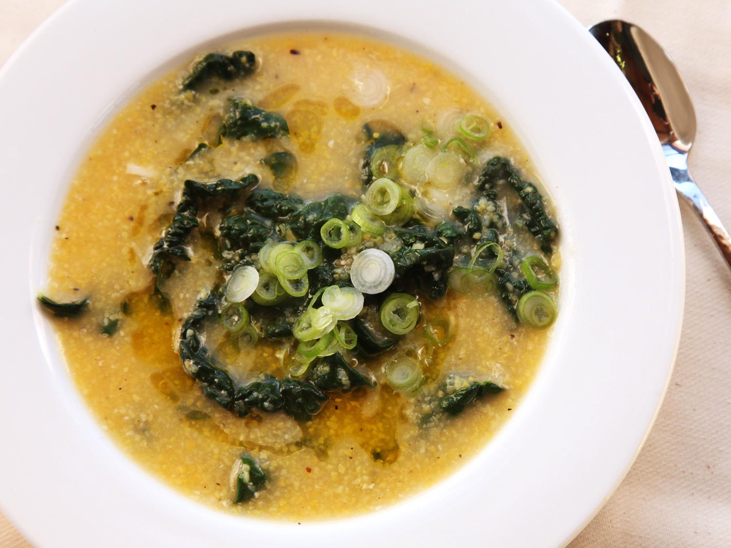 20151228-vegetarian-soup-recipes-roundup-06.jpg