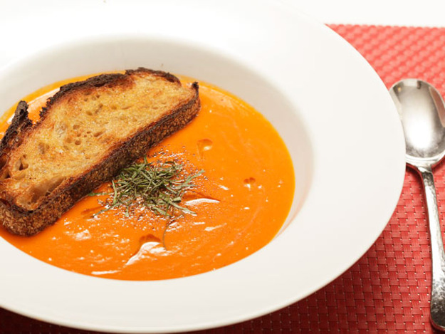 20151228-vegetarian-soup-recipes-roundup-13.jpg