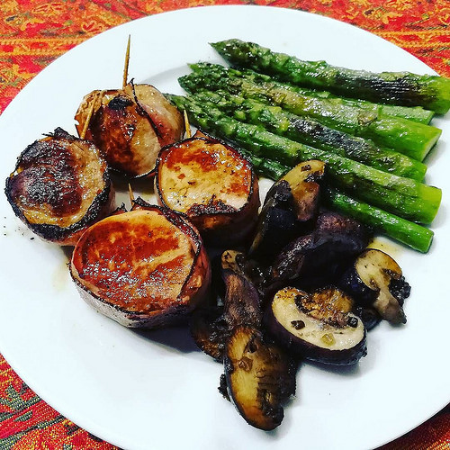 #whole30 #day3 #pork #asparagus #mushrooms #cleanfood #paleo #slowfood #paleodiet