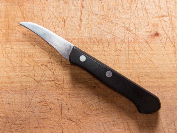 The Tourné Knife: A Paring Knife That Turns Heads,...