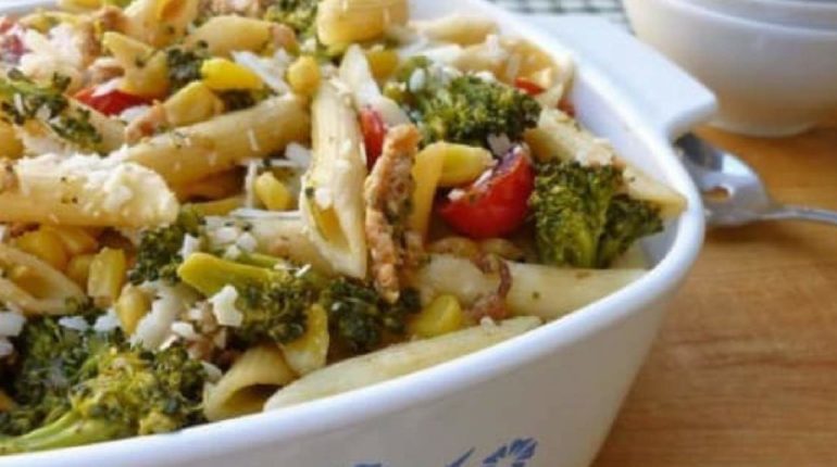 Healthy Sausage Pasta with Vegetables