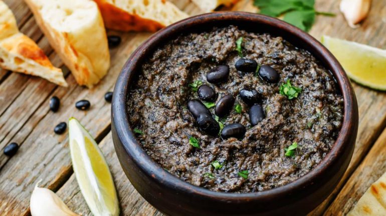 Black Bean Hummus - Slender Kitchen